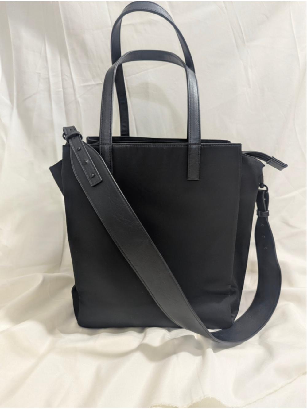 BÉIS Commuter Tote Black Nylon - Picture 4 of 11